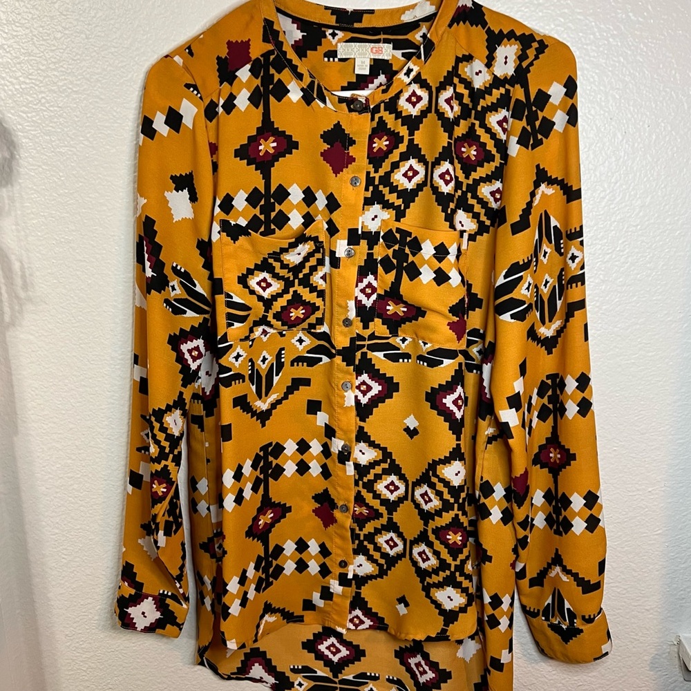 GB Native print long sleeve women’s blouse medium
